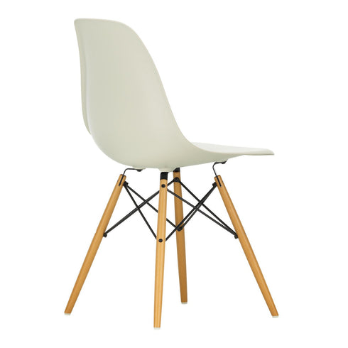 Cadeira Eames em Plástico DSW / Ácer Dourado